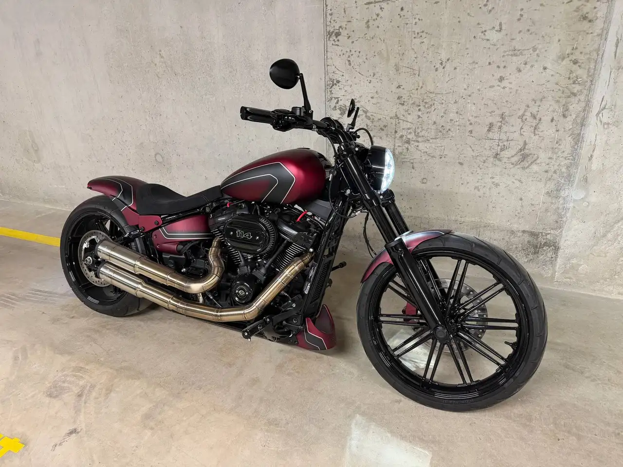 Harley-Davidson Breakout