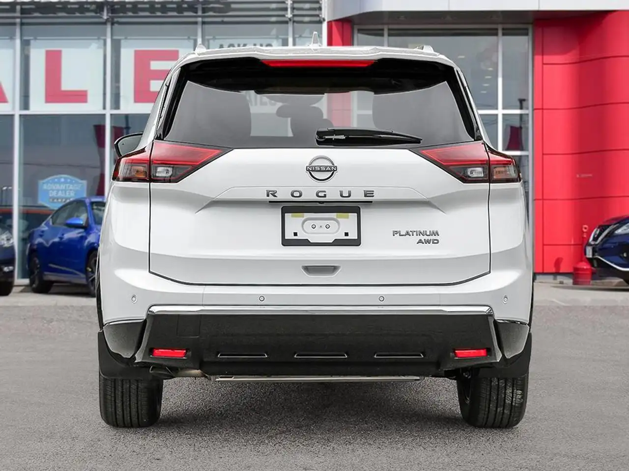 Nissan Rogue снимка Nissan Rogue