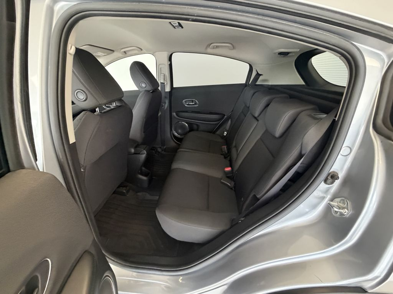 Honda HR-V 1.5 i-VTEC Elegance + LED + R.Kamera + — photo 7