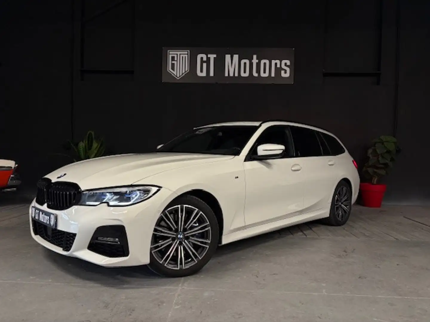 BMW 320 (G21) 320DA 190CH M SPORT Wit - 1