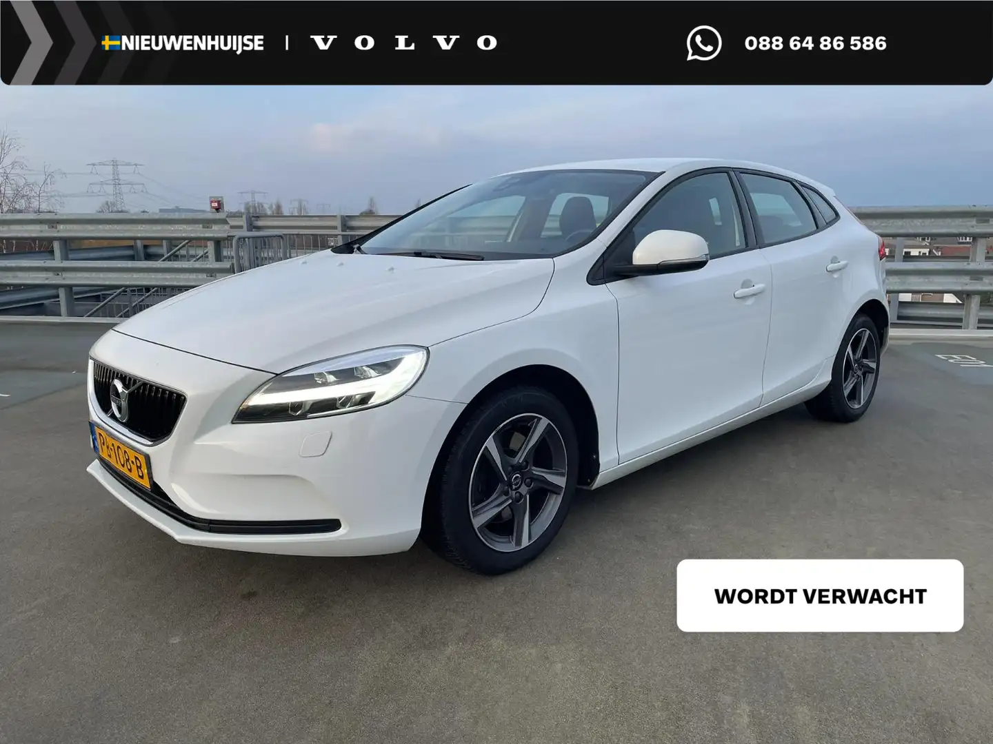 Volvo V40 2.0 T2 Nordic+ | Navigatie | Cruise Control | Clim Weiß - 1