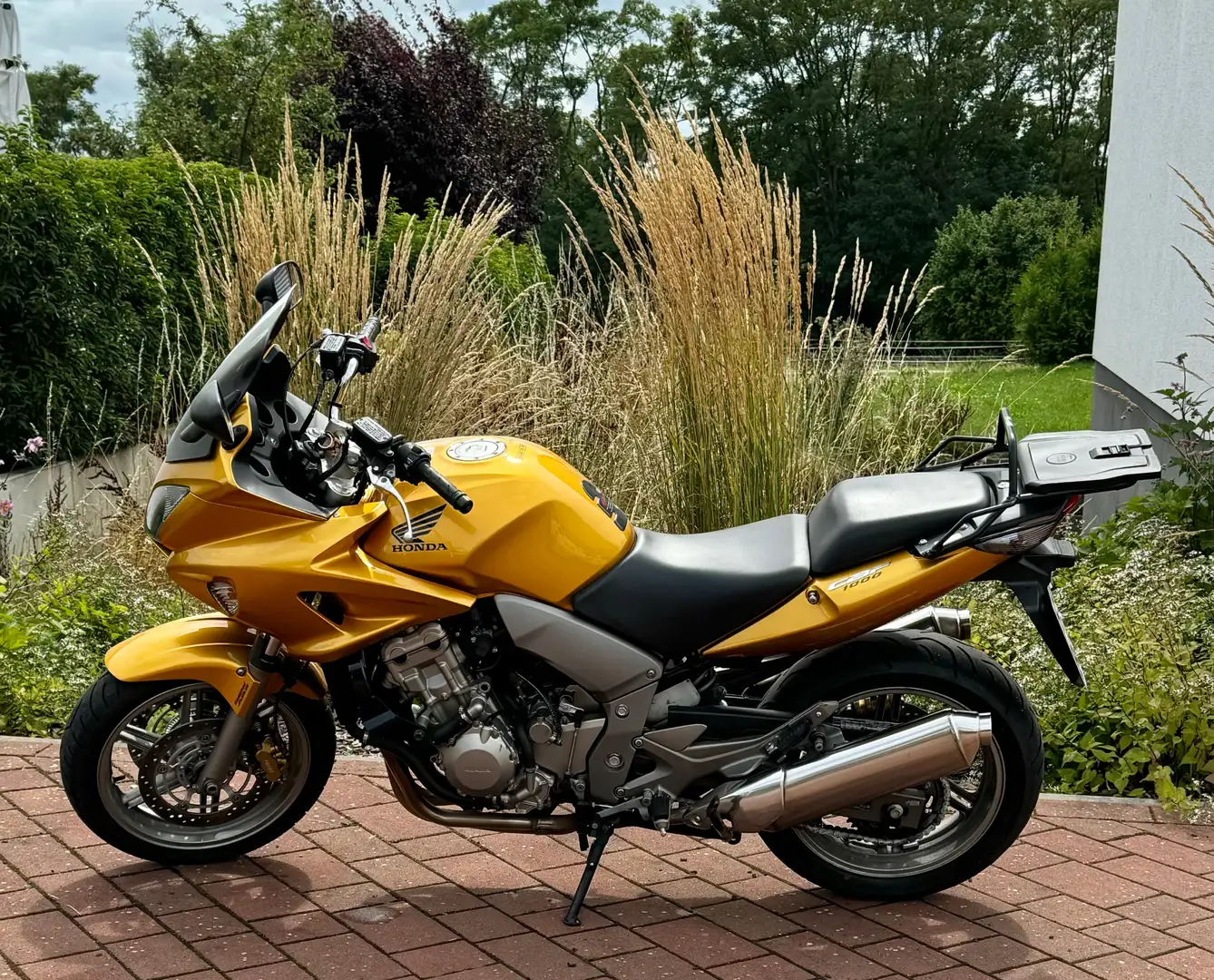 Honda CBF 1000 SC 58 Arany - 2