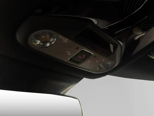 MINI Hatch view 25