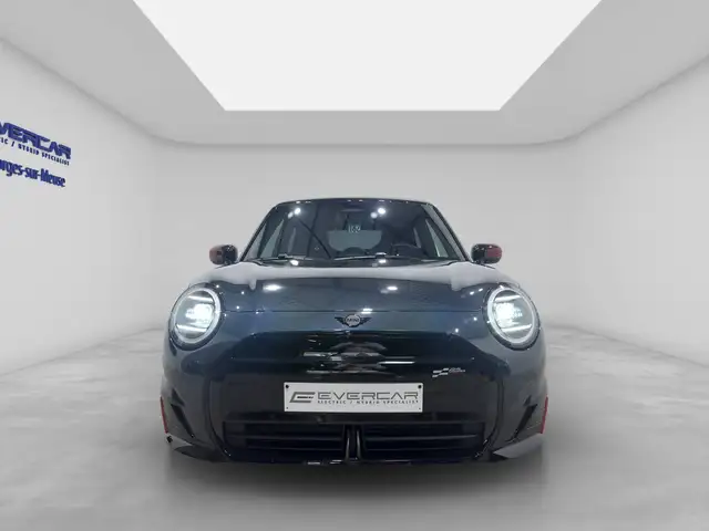 Mini Cooper view 2