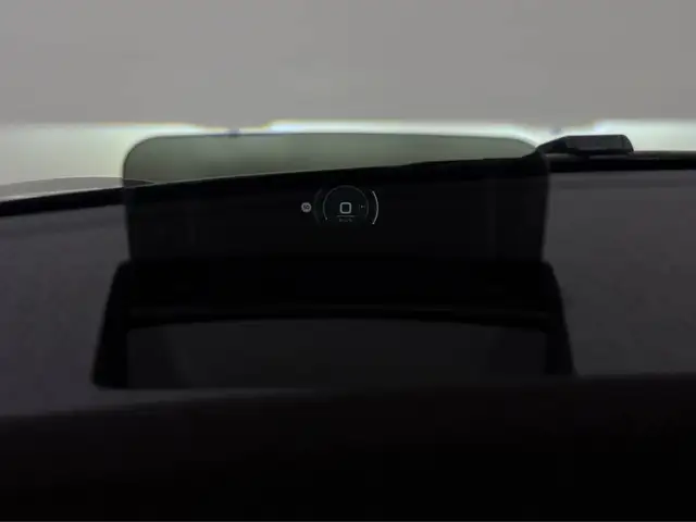MINI Hatch view 23
