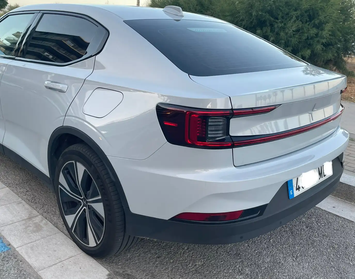 Polestar 2 02 Single Motor Standard Range Plateado - 2