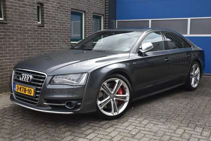 Audi A8 4.0 TFSI S8 quattro Pro Line+