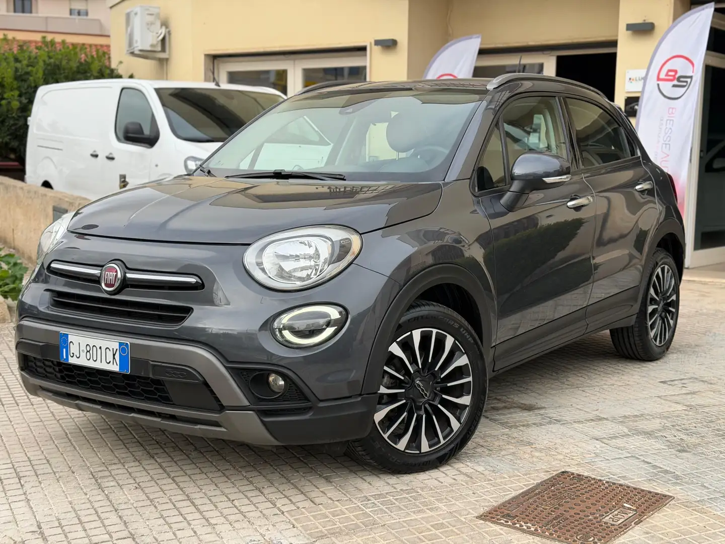 Fiat 500X 1.6 mjt Cross 130cv Grau - 1
