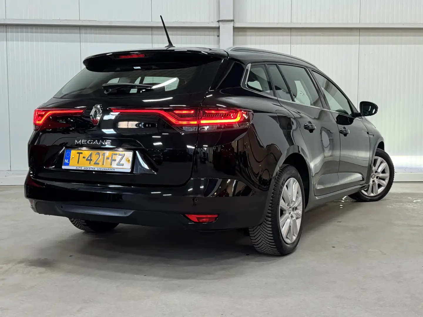 Renault Megane Estate 1.3 TCe 141 PK 140 Equilibre KEY-LES NAVI C Nero - 2