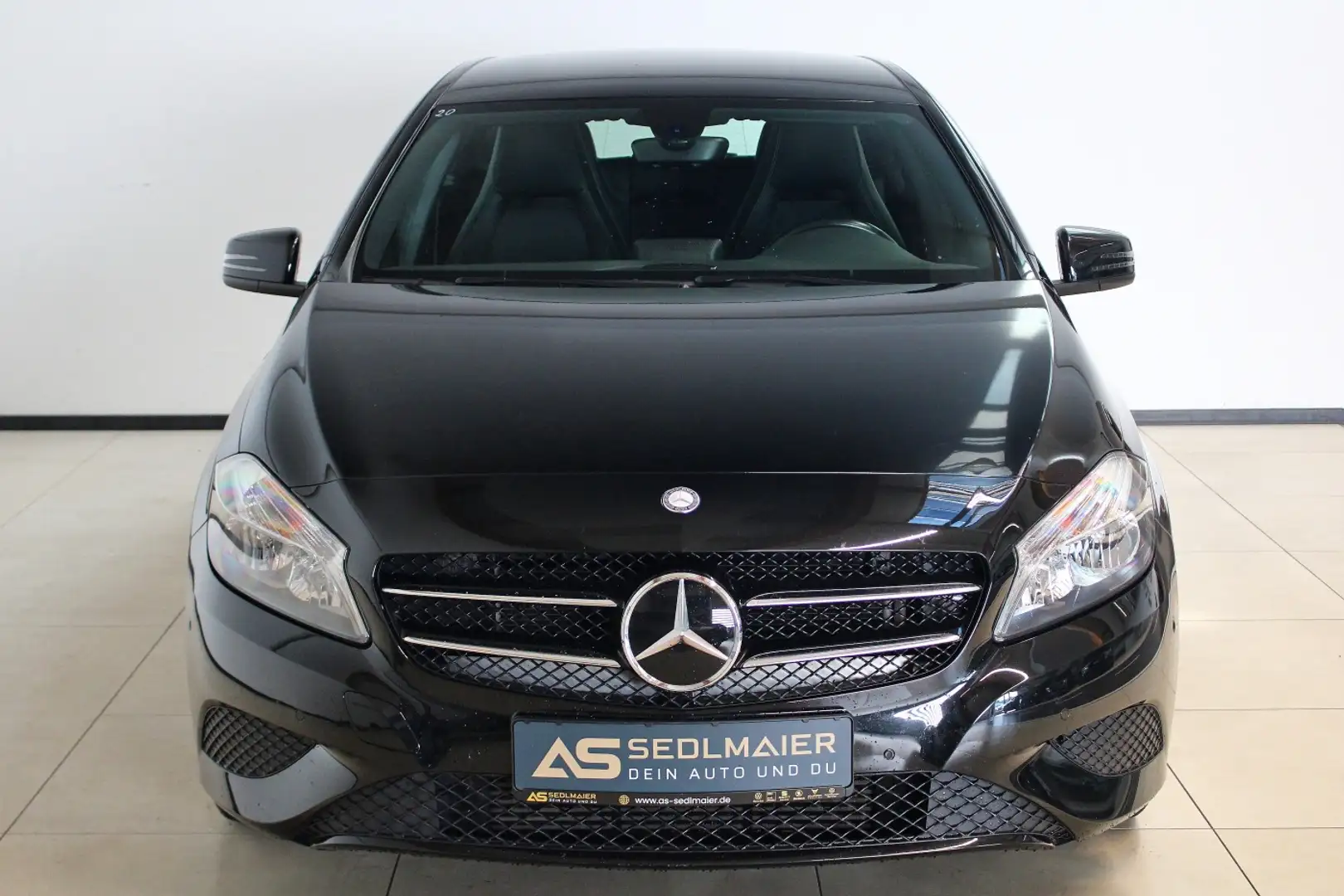 Mercedes-Benz A 180 BlueEfficiency Style SHZ|NAV|PDCv+h|BT Noir - 2