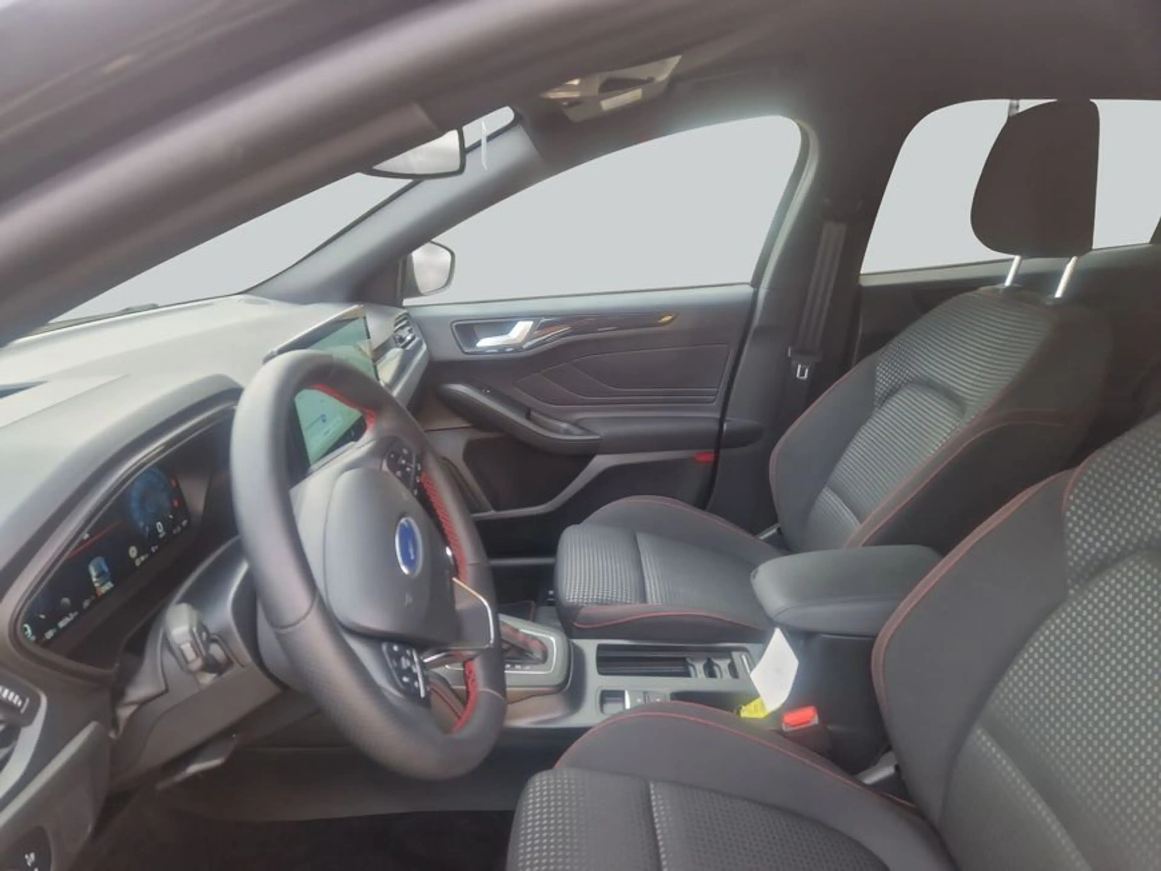 Ford Focus Turnier 1.0 EcoBoost Hybrid Aut. ST-LINE X — photo 9