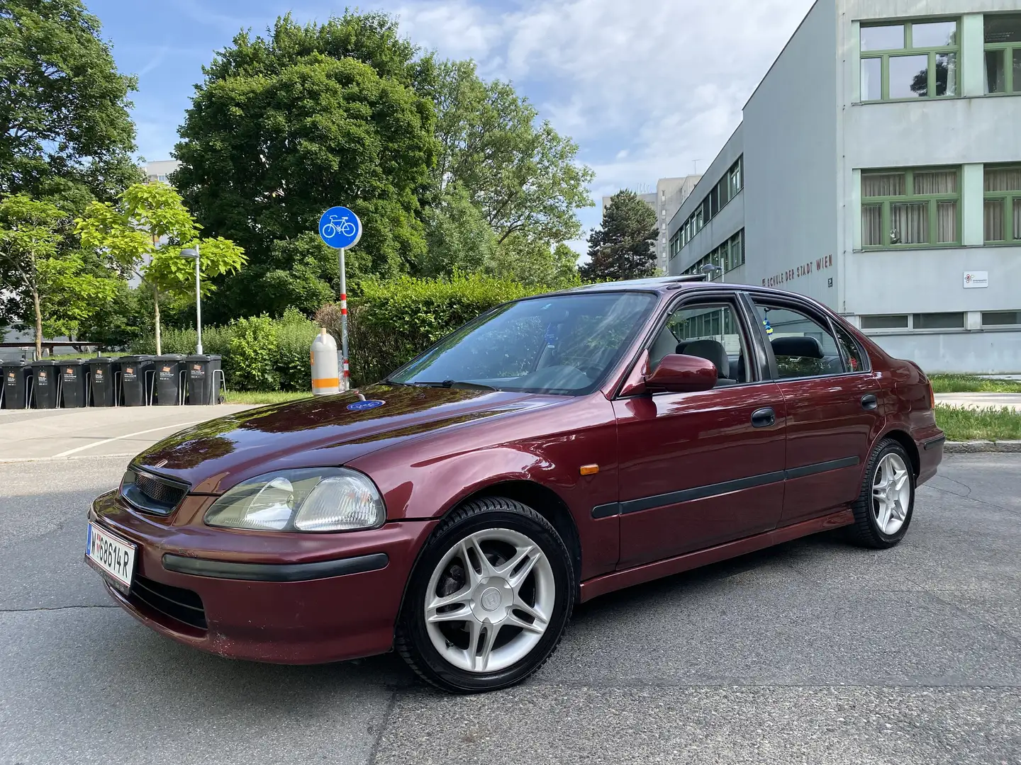 Honda Civic 1,4i S - 2