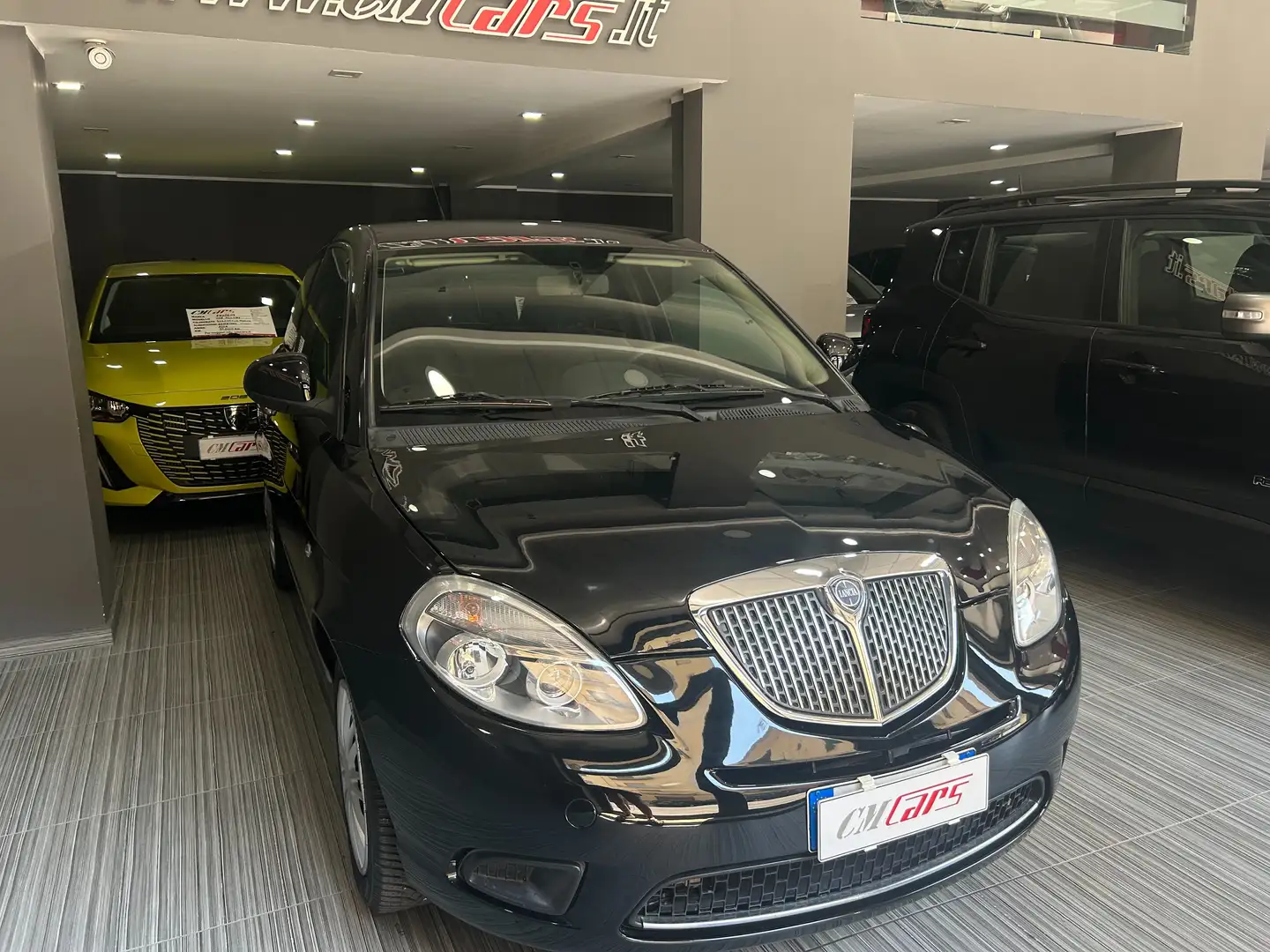Lancia Ypsilon 1.2 GPL 69cv Diva 3p ITALIANA Nero - 1