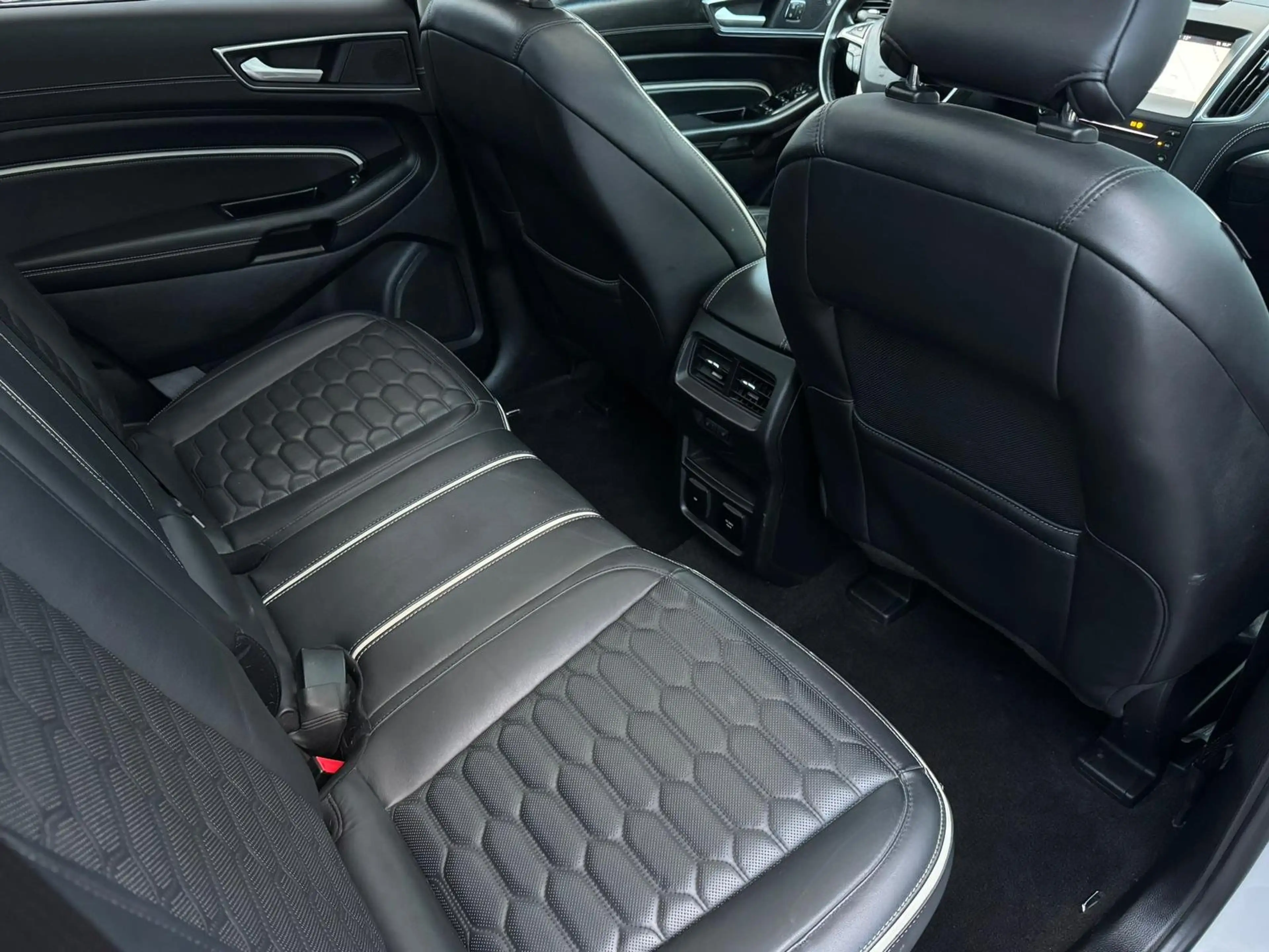 Ford Edge Edge 2,0 EcoBlue SCR 4x4 Vignale Aut. Vignale — photo 15