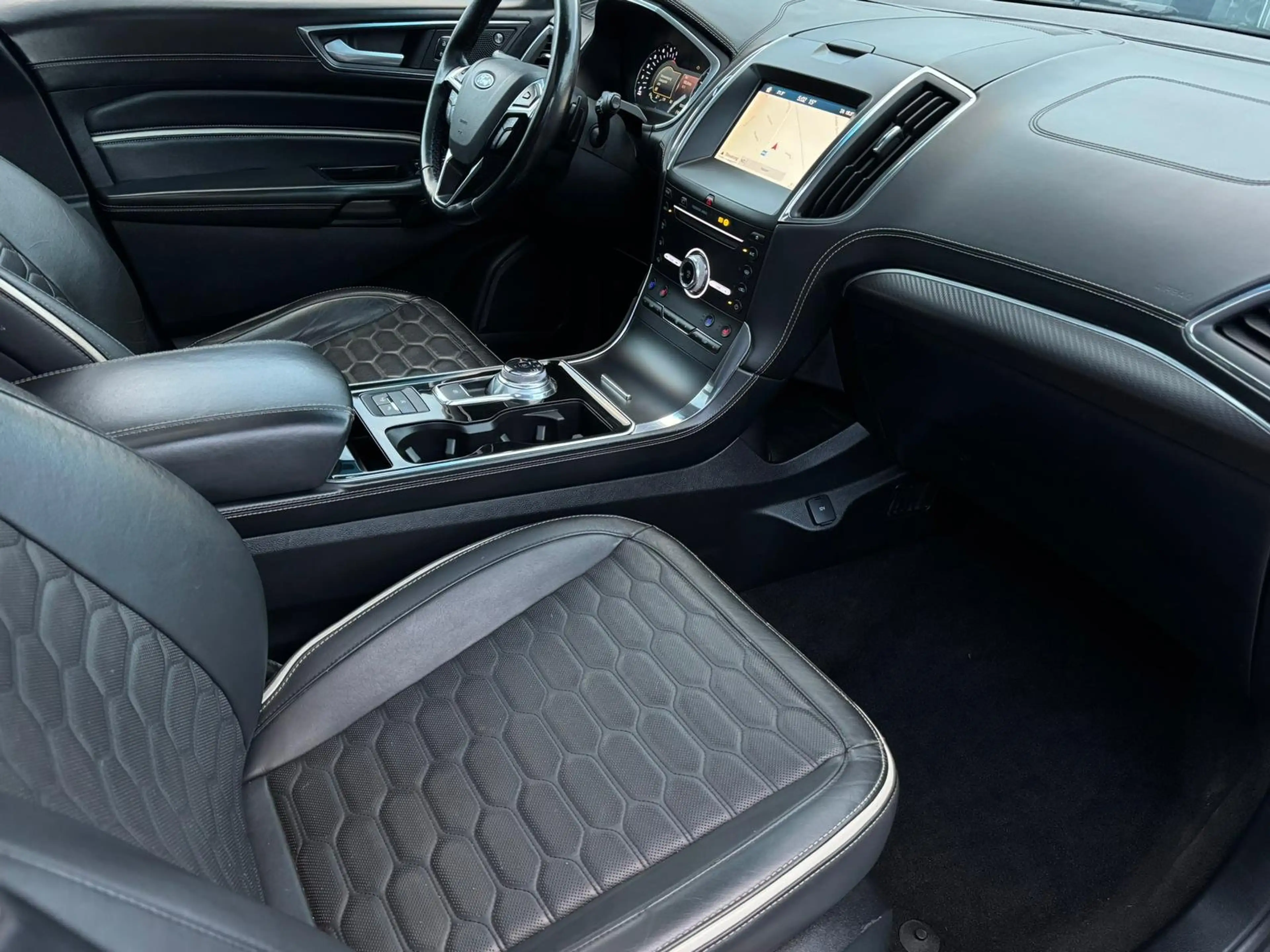 Ford Edge Edge 2,0 EcoBlue SCR 4x4 Vignale Aut. Vignale — photo 12