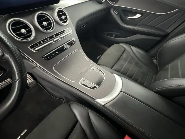 Mercedes-Benz GLC view 16