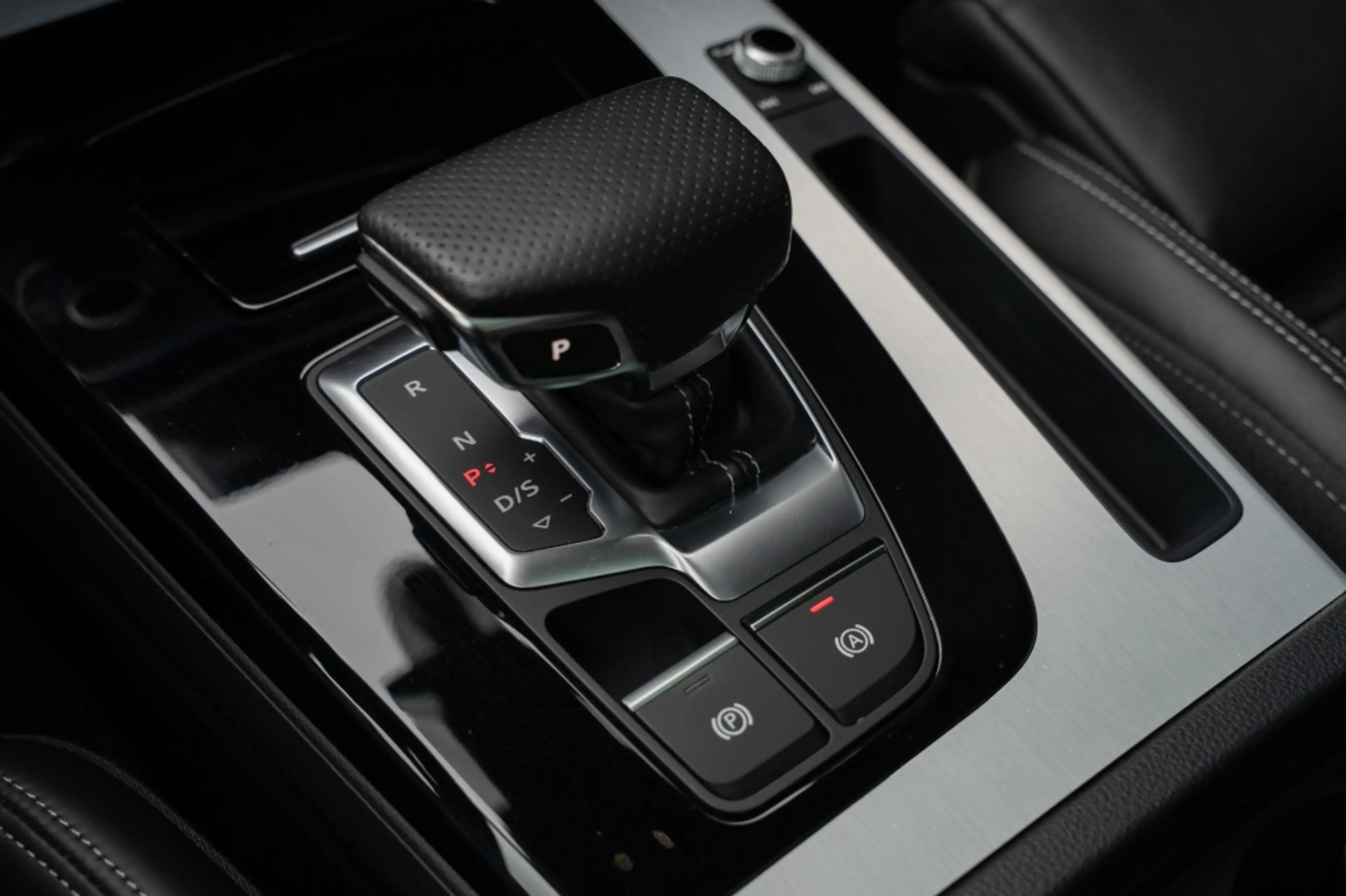 Audi Q5 50 TFSIe Competition 300PK | Luchtv | RS-Stoelen | — photo 43
