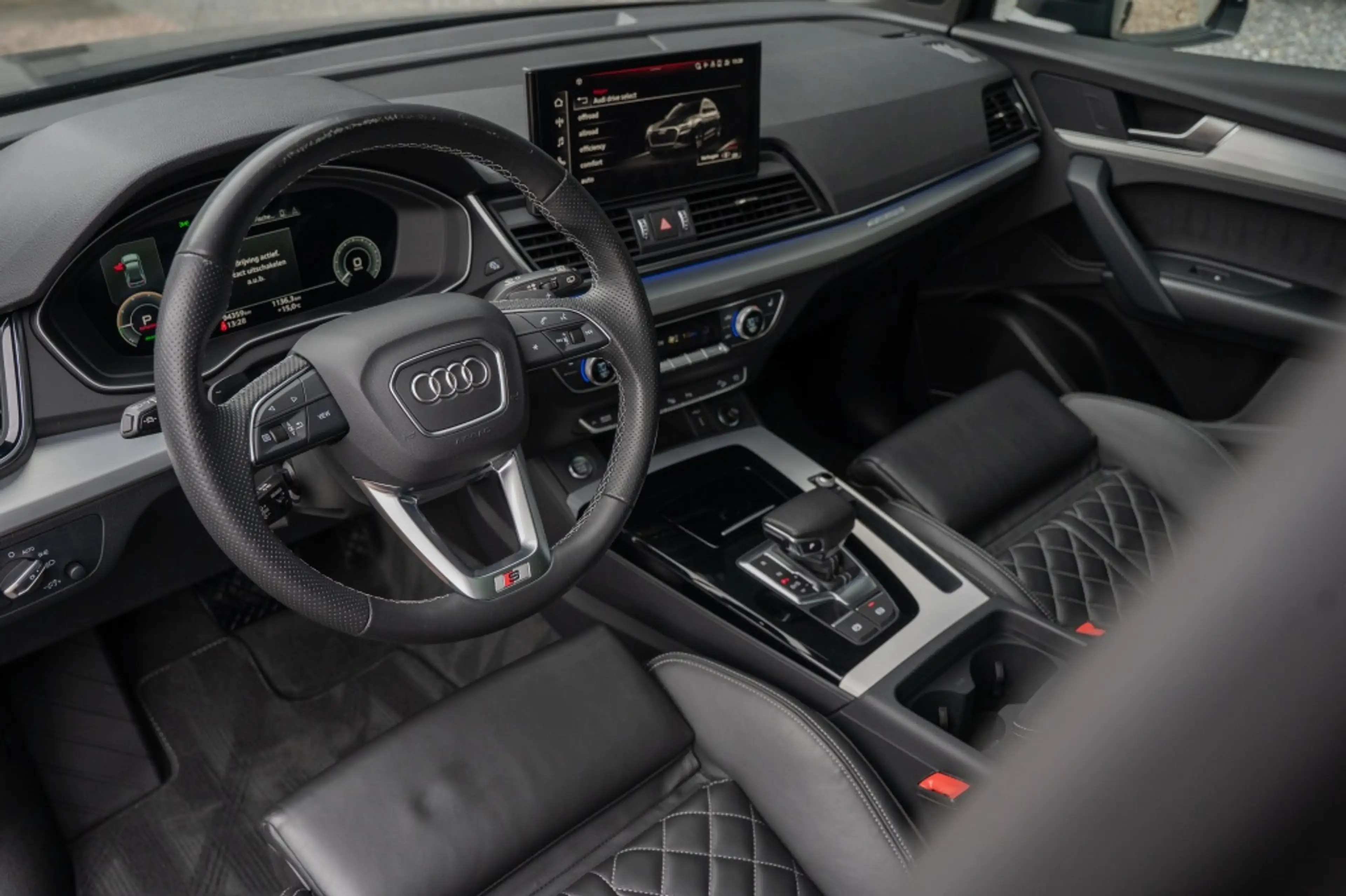 Audi Q5 50 TFSIe Competition 300PK | Luchtv | RS-Stoelen | — photo 42
