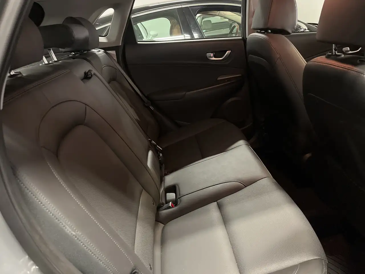 Hyundai KONA снимка Hyundai KONA