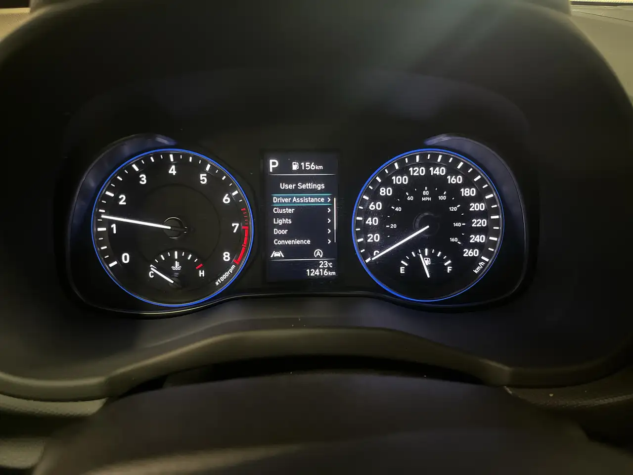 Hyundai KONA снимка Hyundai KONA