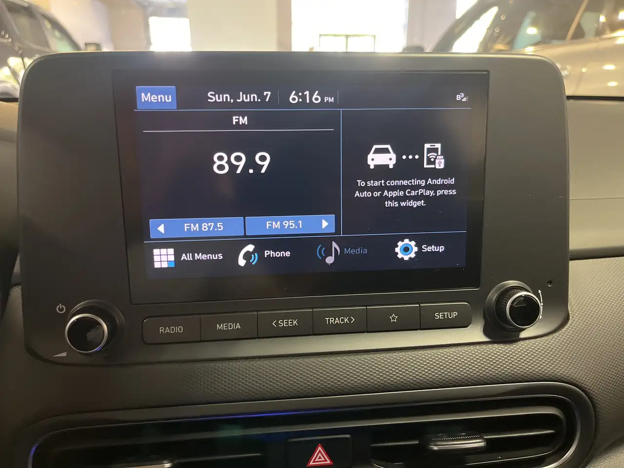 Hyundai KONA снимка Hyundai KONA