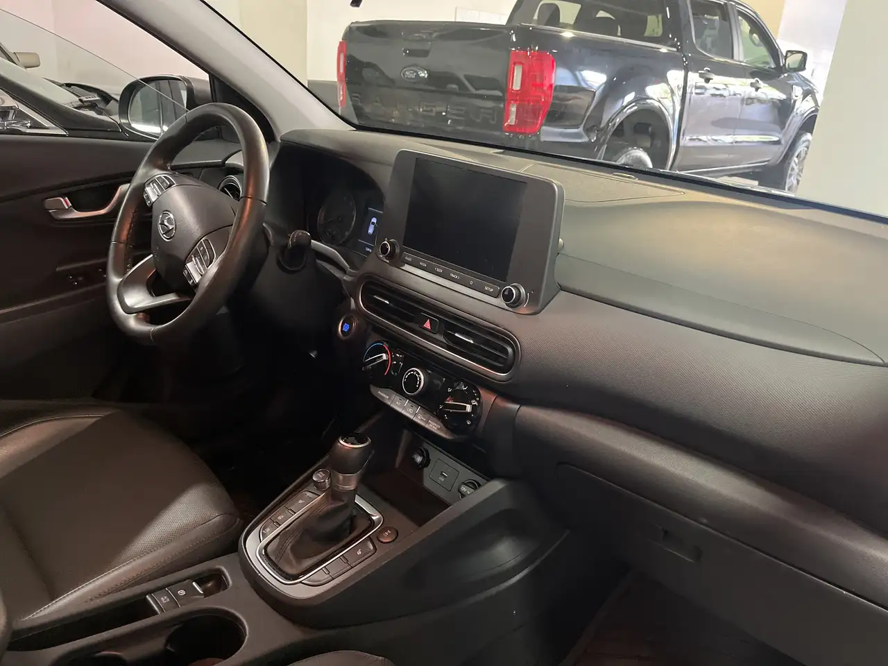 Hyundai KONA снимка Hyundai KONA