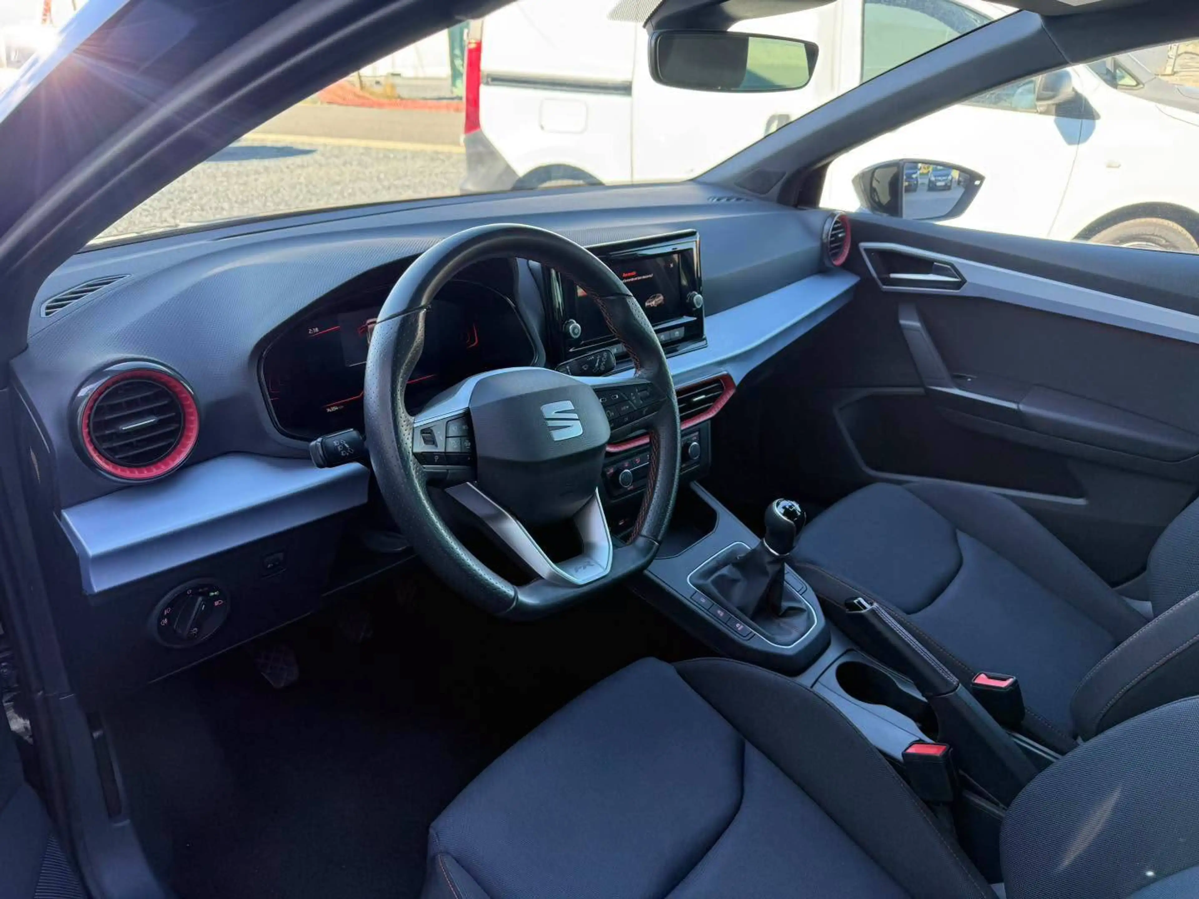 SEAT Ibiza Ibiza 1.0 TSI Style — photo 8