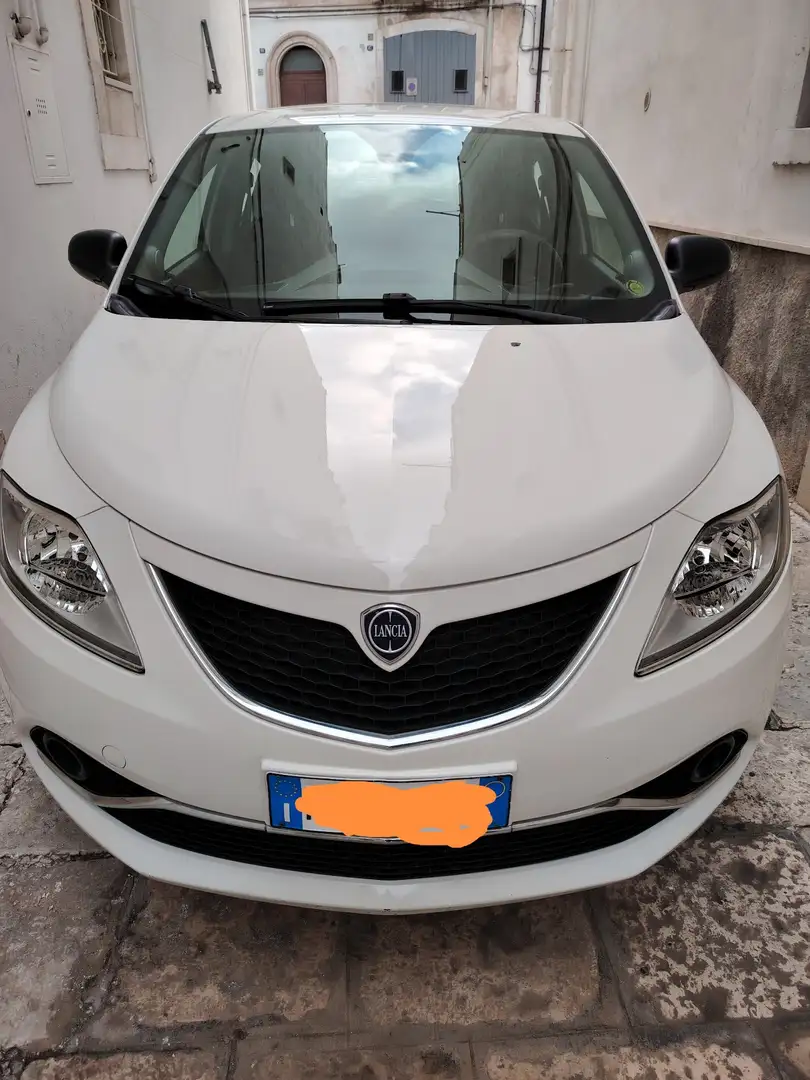 Lancia Ypsilon 1.2 Platinum 69cv my16 - 1