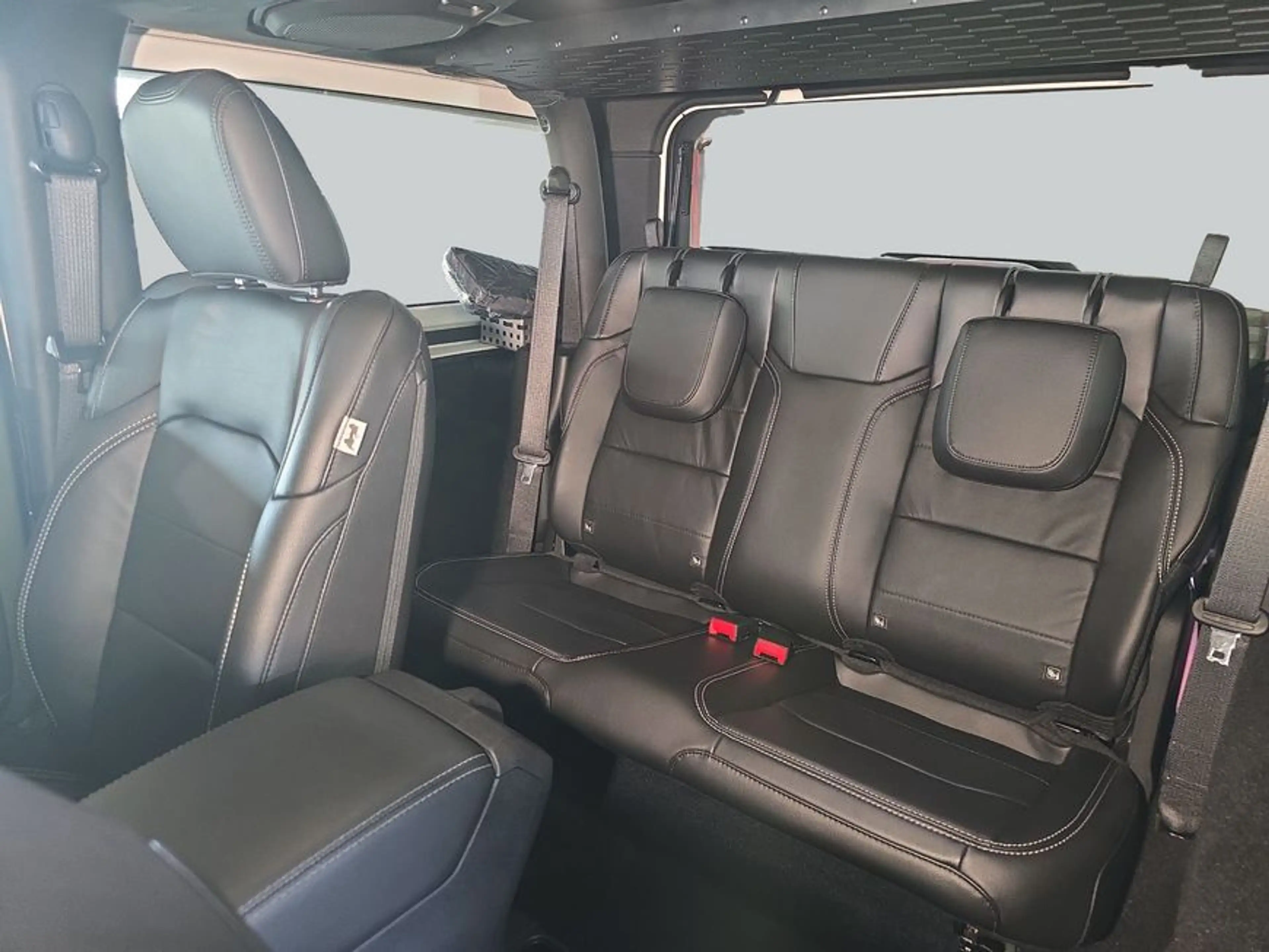 Jeep Wrangler 2.0 T-GDI Hardtop AWD Automatik 80th Anni — photo 11