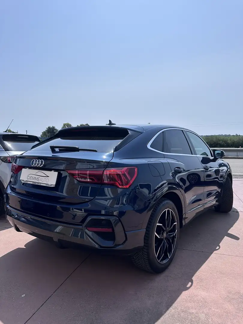 Audi Q3 2.0 tdi S line edition quattro 150cv s-tronic Blau - 1