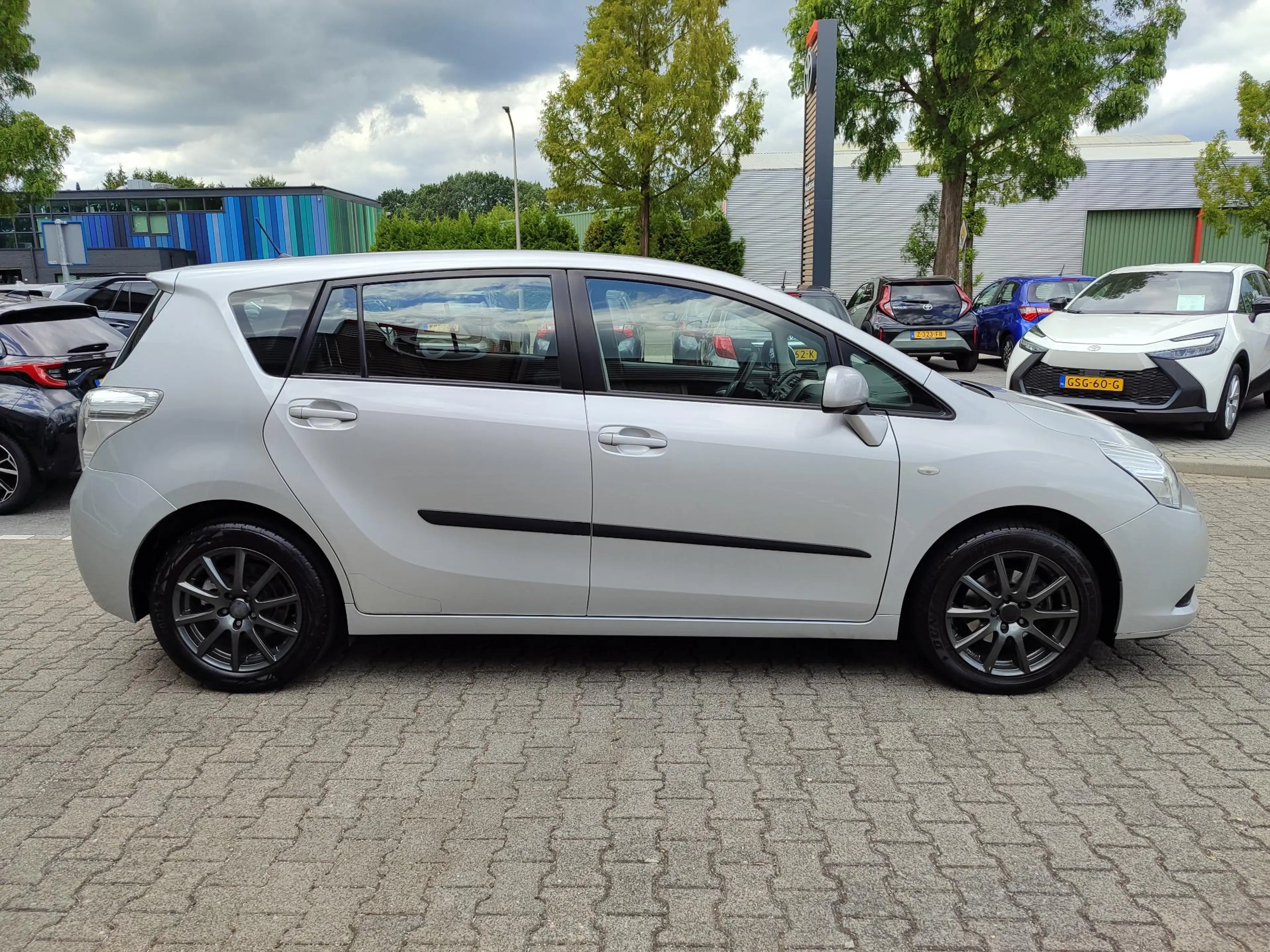 Toyota Verso 1.8 VVT-i ASPIRATION TREKHAAK 1300KG TREKGEW PARK- — photo 7