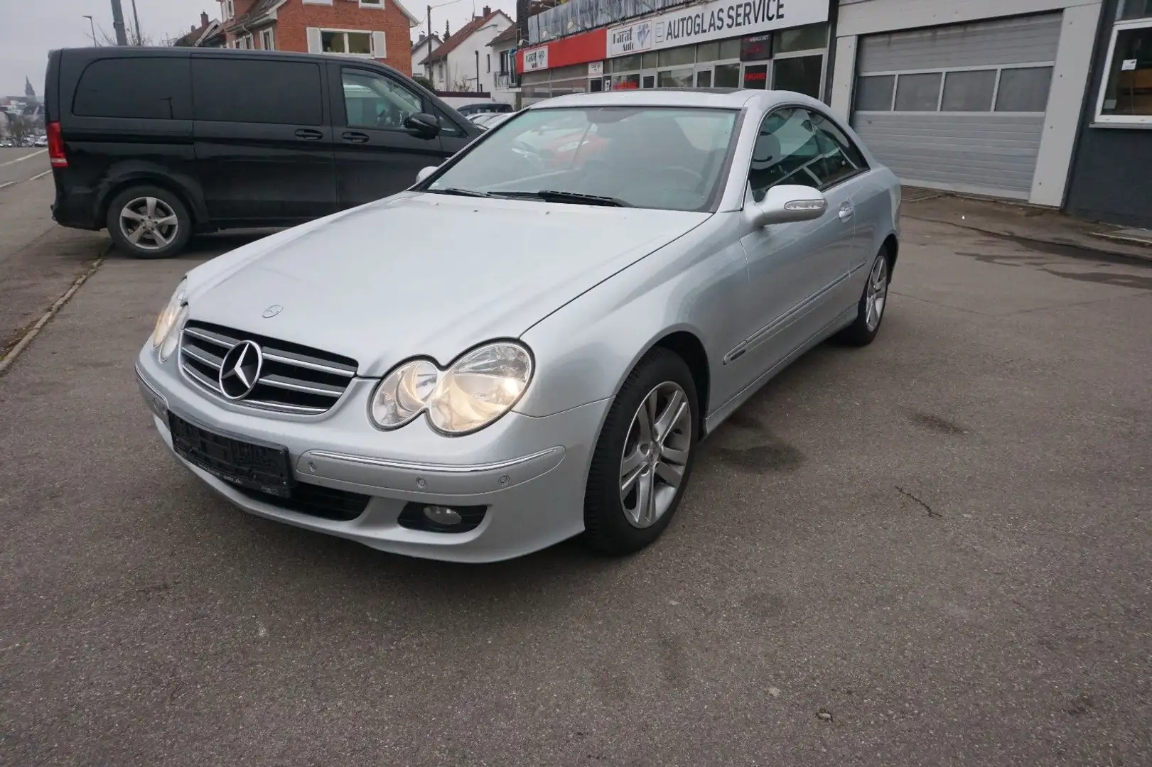 Mercedes-Benz CLK 200 CLK 200 Kompressor*Avantgarde*Navi*GSD* Silber - 1