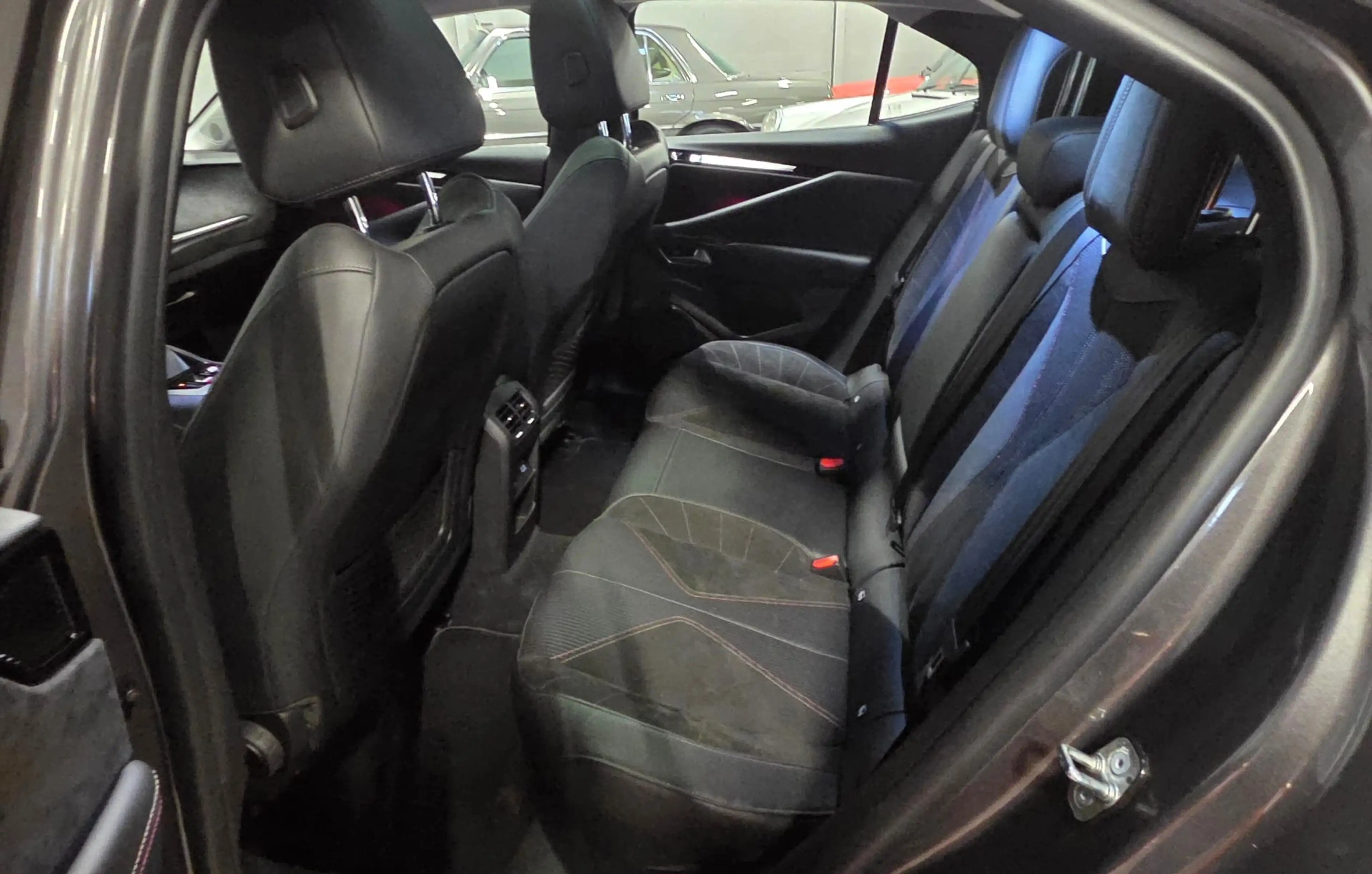 Citroen DS4 1.2 Puretech Performance Line — photo 13