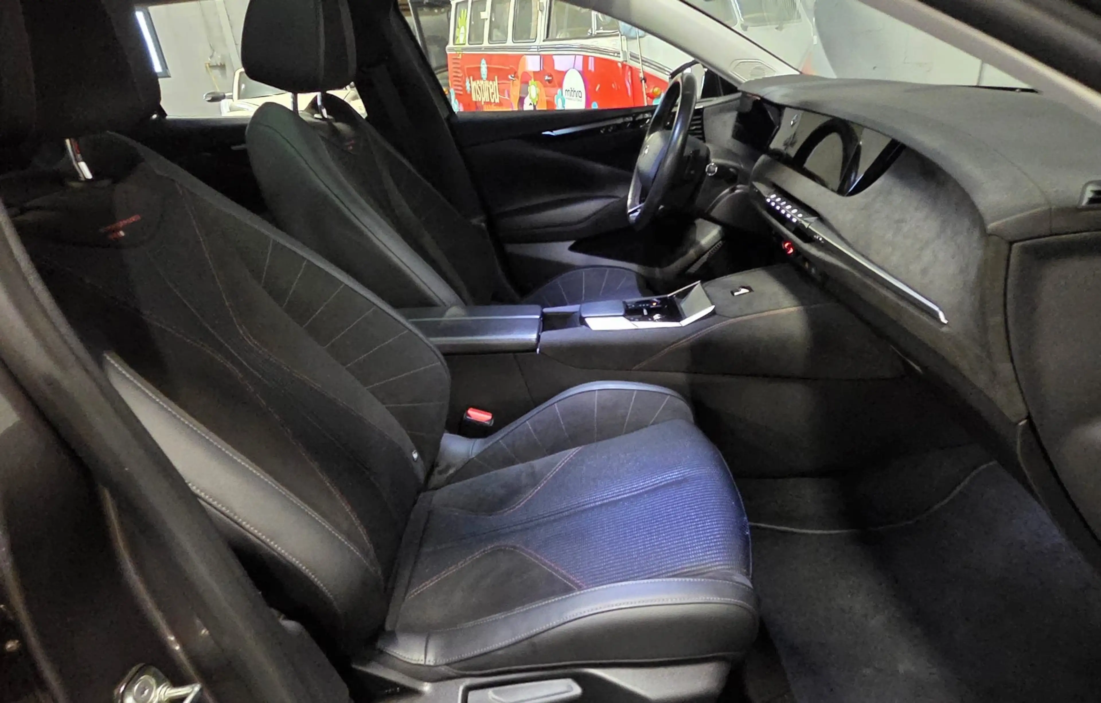 Citroen DS4 1.2 Puretech Performance Line — photo 12