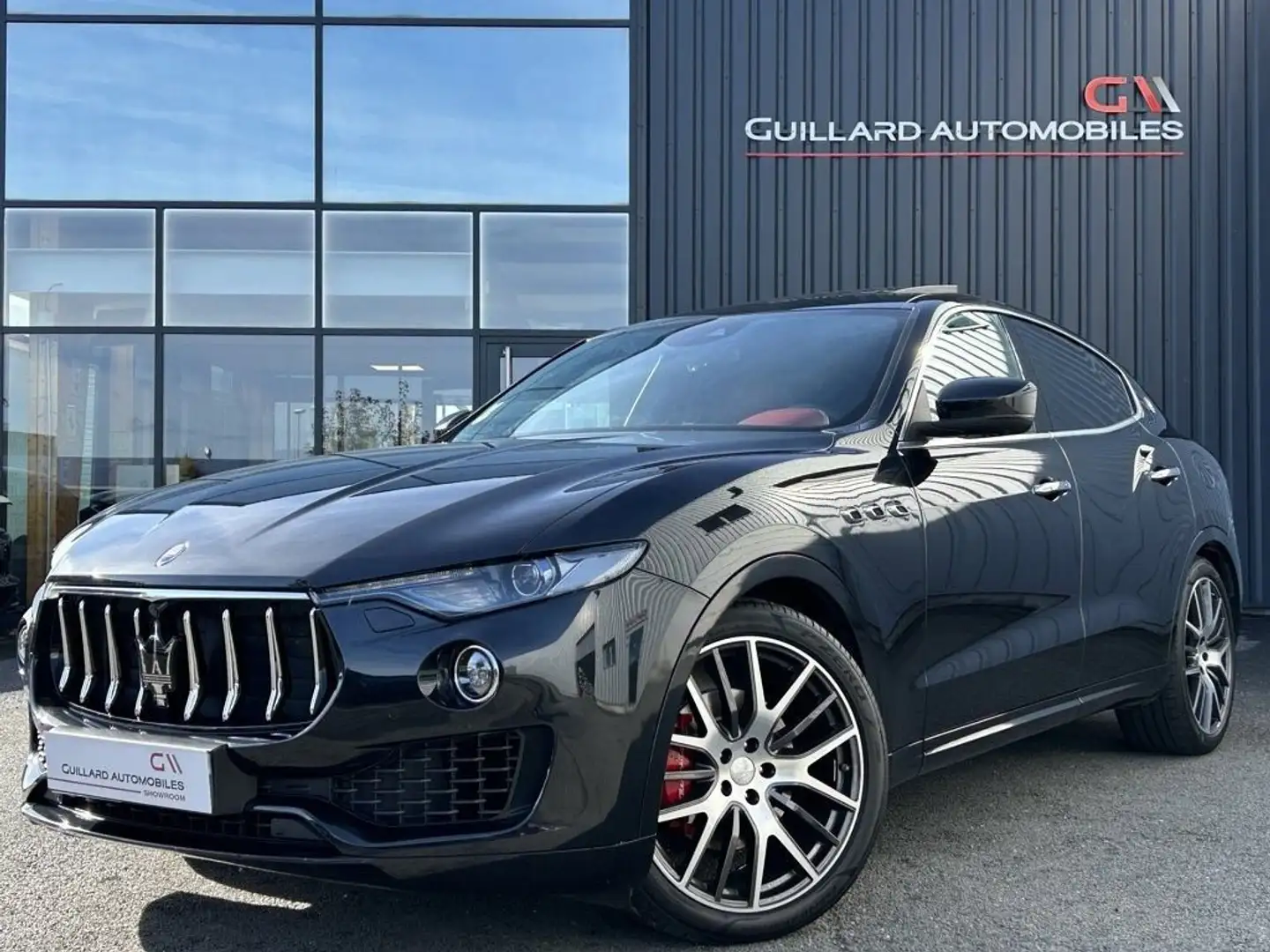 Maserati Levante 3.0 V6 D 275ch BVA8 Noir - 1