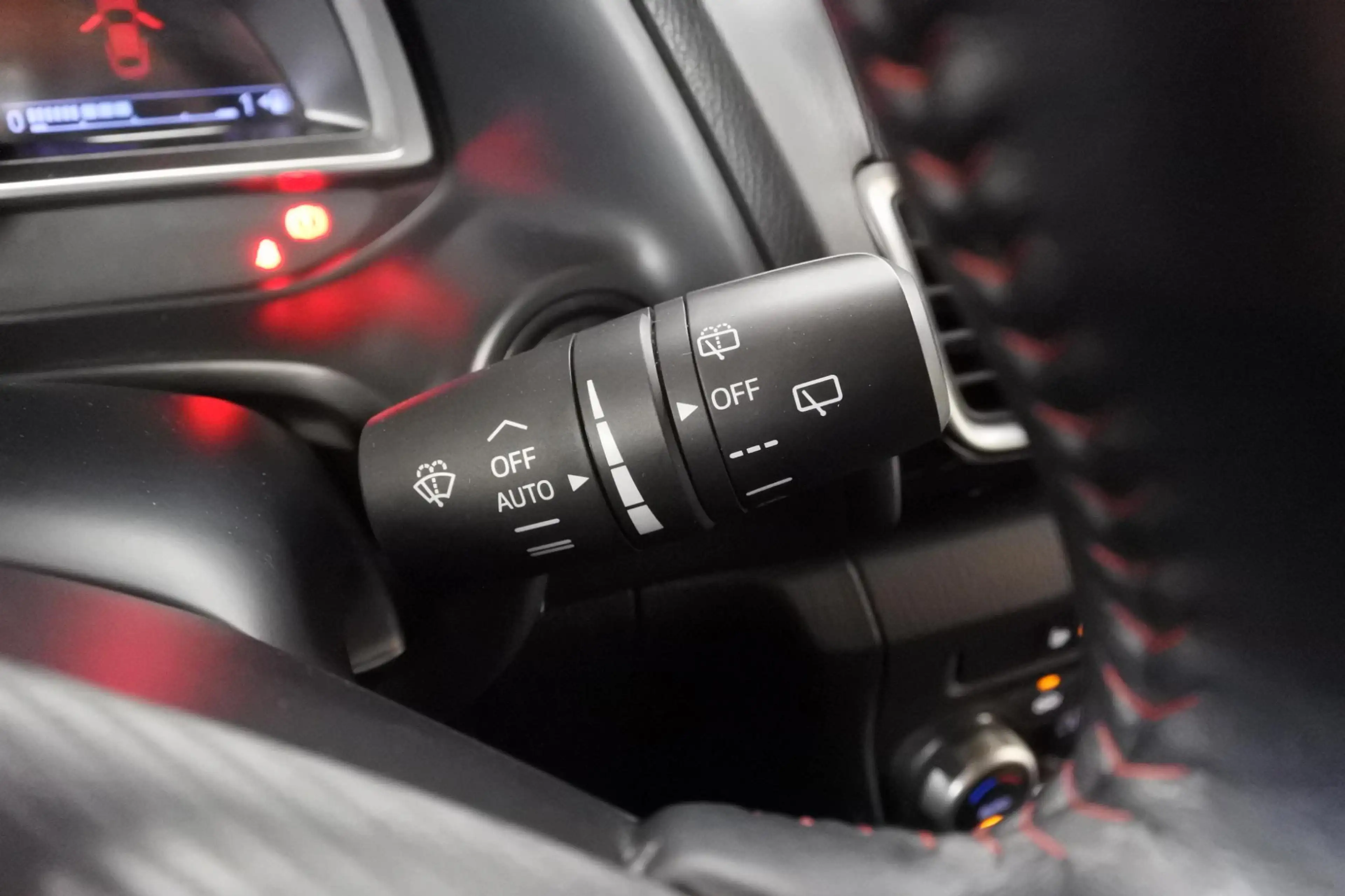 Mazda 3 2.0 120pk Automaat Exclusive-Line 18" — photo 16