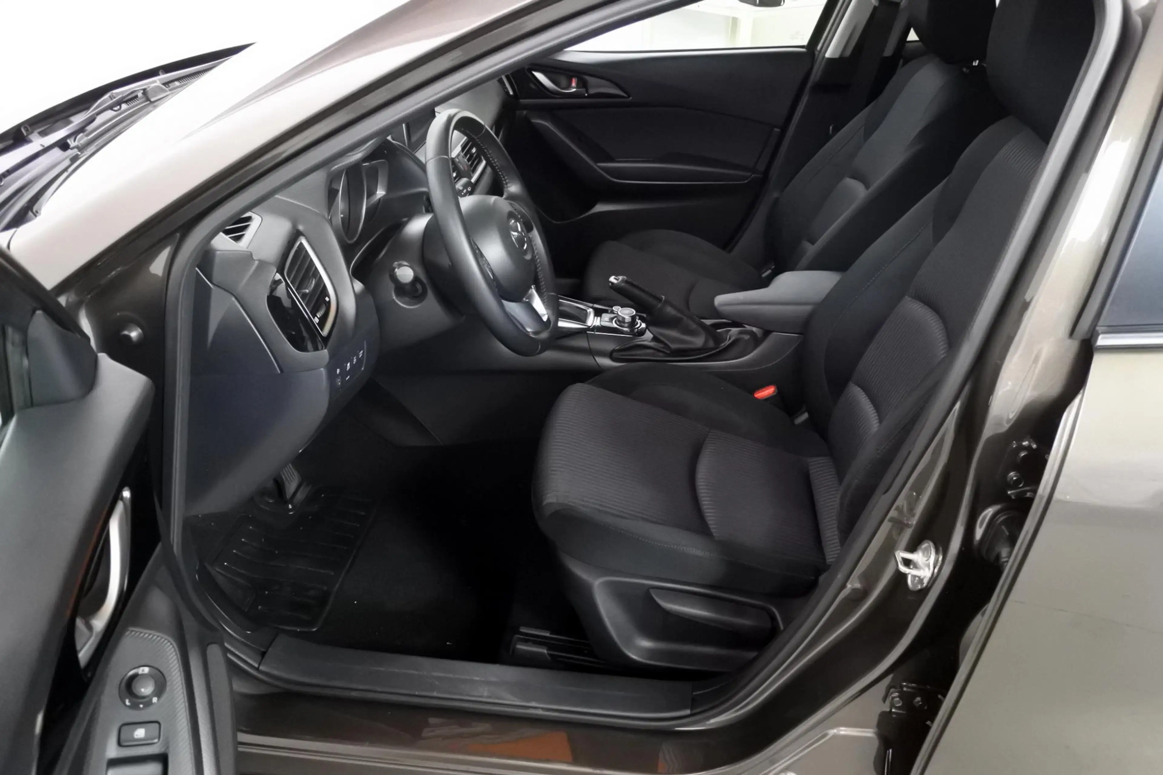 Mazda 3 2.0 120pk Automaat Exclusive-Line 18" — photo 7