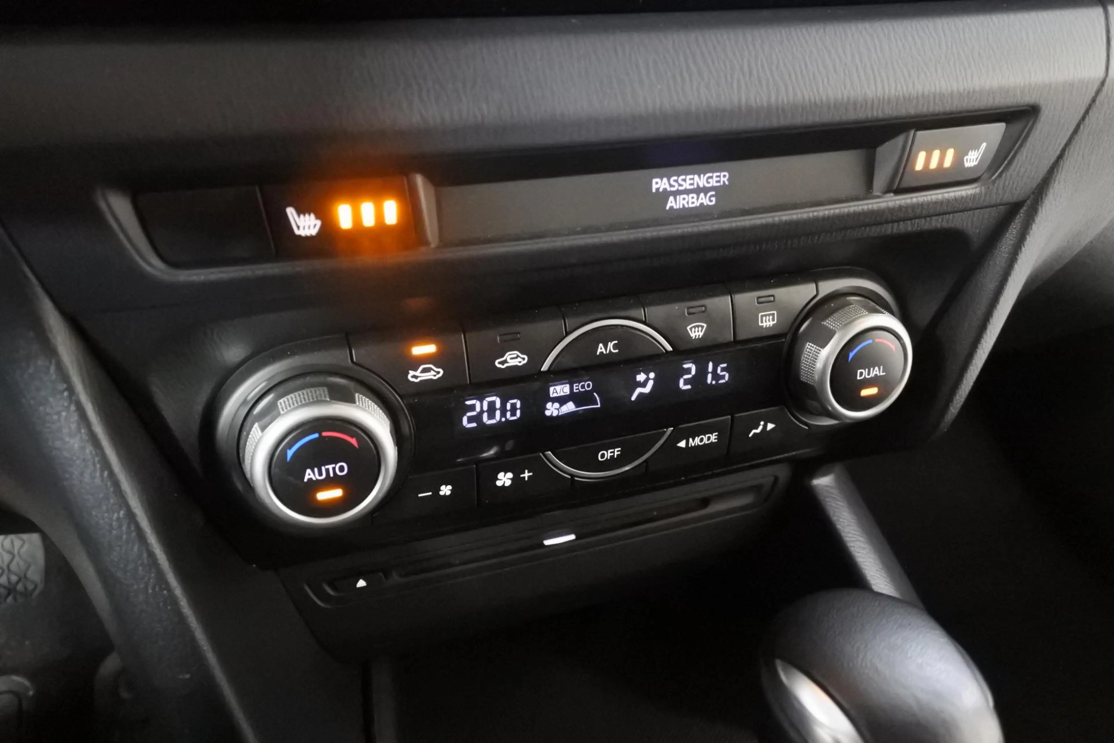 Mazda 3 2.0 120pk Automaat Exclusive-Line 18" — photo 21