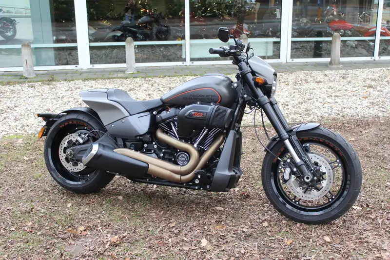 Harley-Davidson FXDR 114