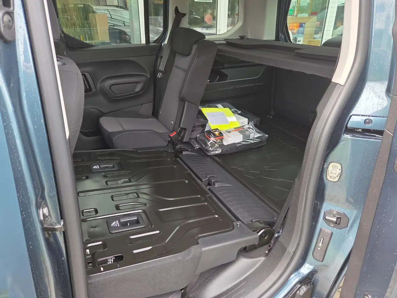 Toyota Proace City Verso 1.2 L1 Teamplayer LED 12