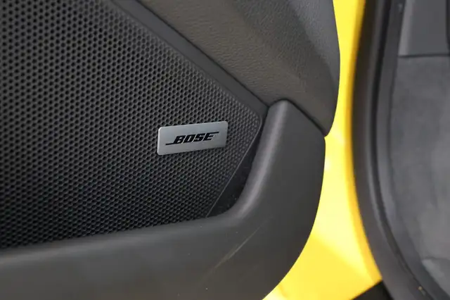 Porsche 911 view 15