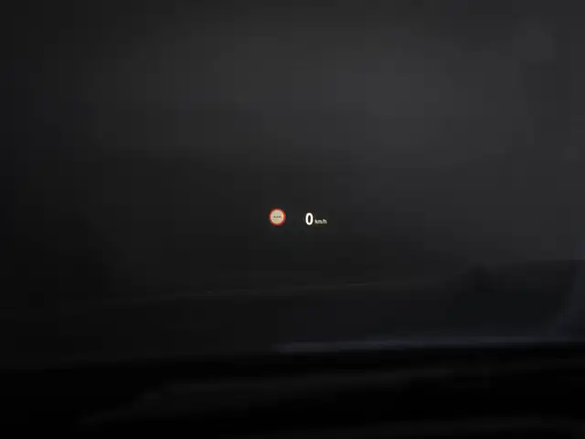 BMW M4 view 25