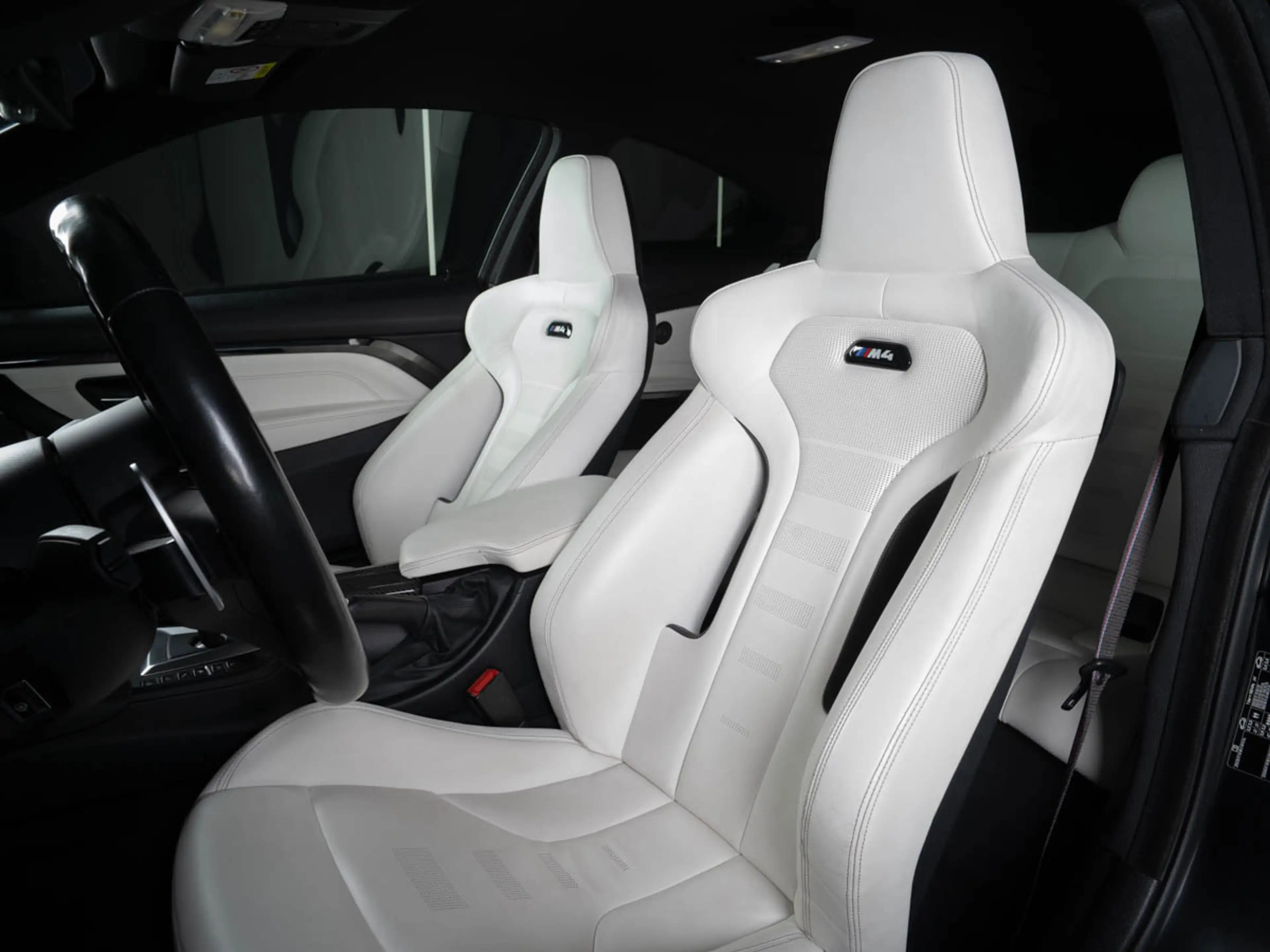 BMW M4 Competition Coupe *FROZEN*VOLL* — photo 11