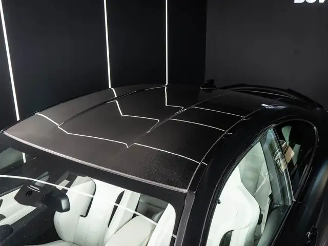 BMW M4 view 7