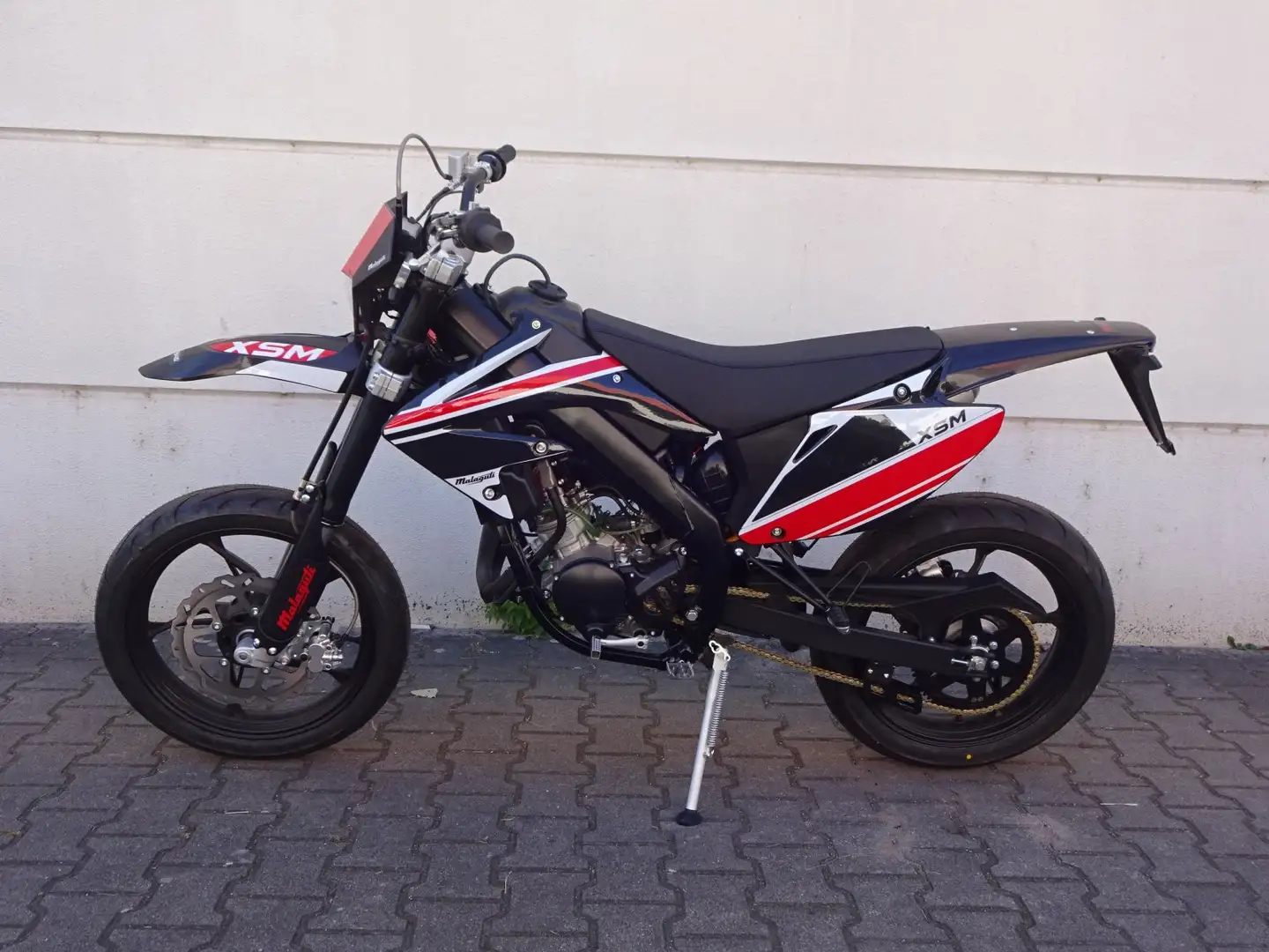 Malaguti XSM 50 2-TAKT EURO5 Schwarz - 2