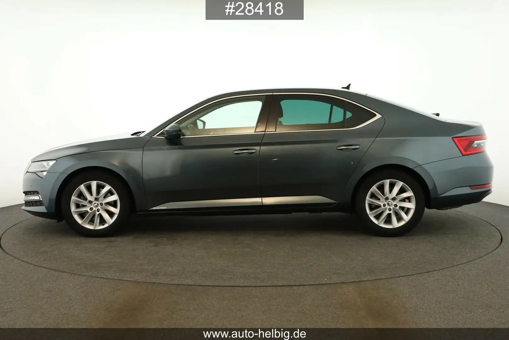 Skoda Superb Superb Lim. 1.5 TSI Style #LED#Virtual#Cam#ACC# Grau - 2