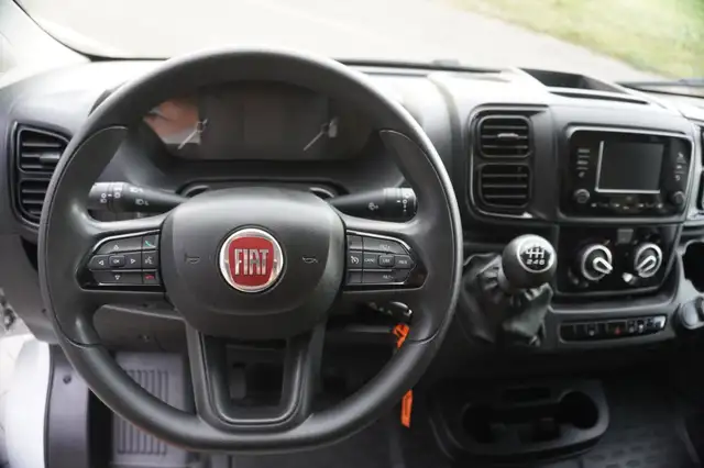 Fiat Ducato view 11