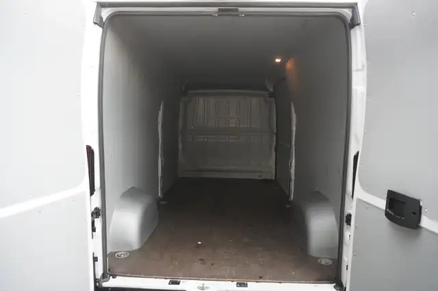 Fiat Ducato view 10