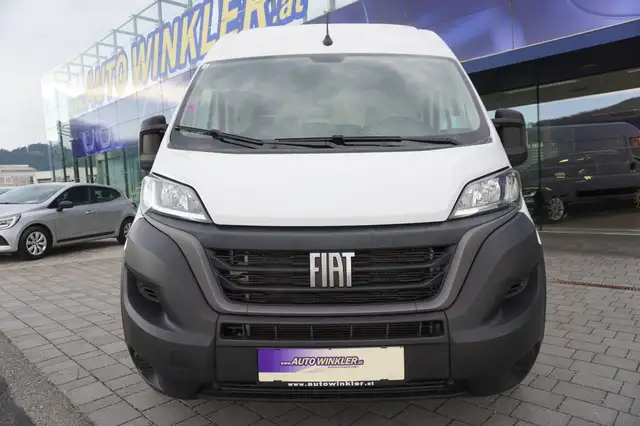 Fiat Ducato view 2