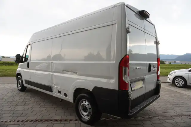Fiat Ducato view 4